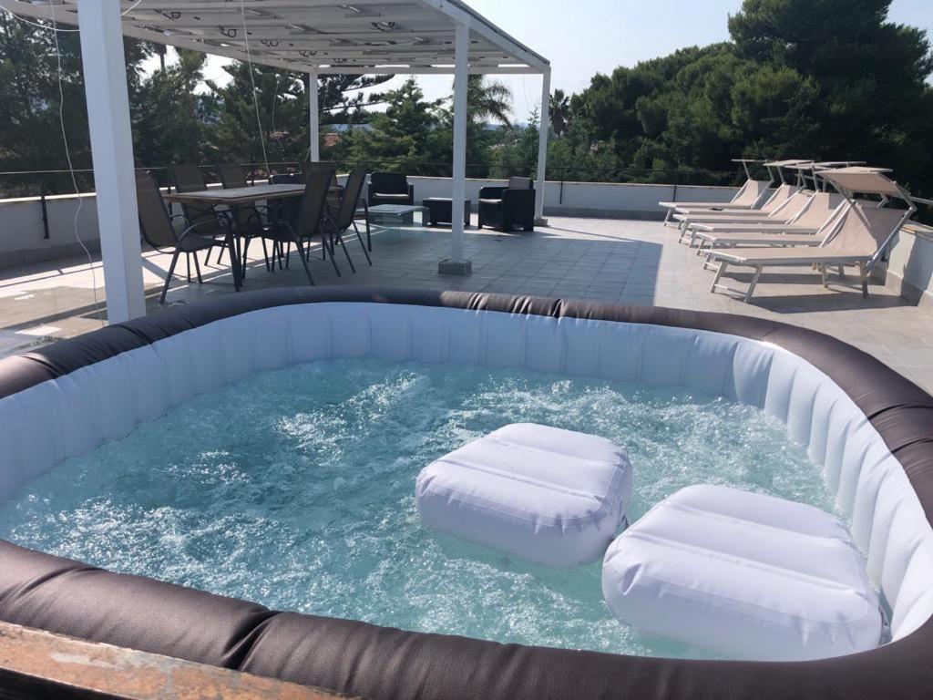 La Perla Blu Di Fontane Bianche Villa Exterior photo